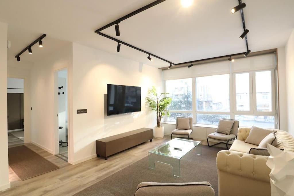 Notel Club - Precioso Loft En El Centro De La Ciudad Santander Zewnętrze zdjęcie